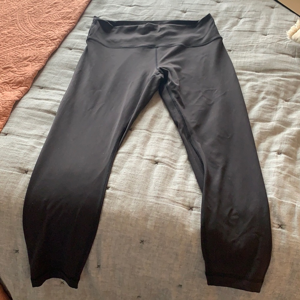 Lululemon Wunder Train, Size 14, 25” inseam, Black
